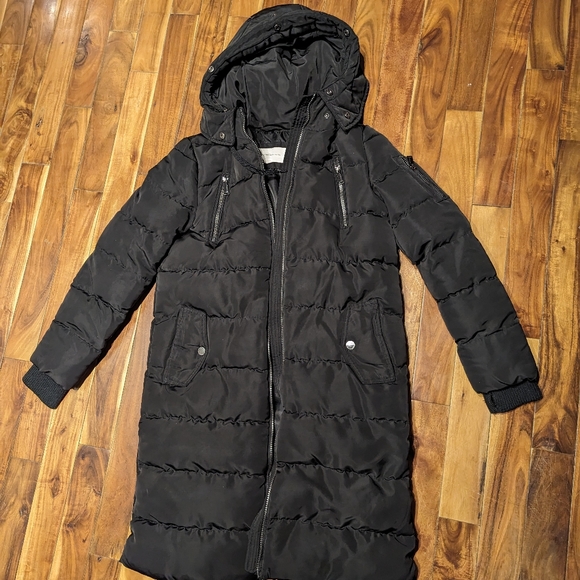 Winter Coat Black - Picture 1 of 8